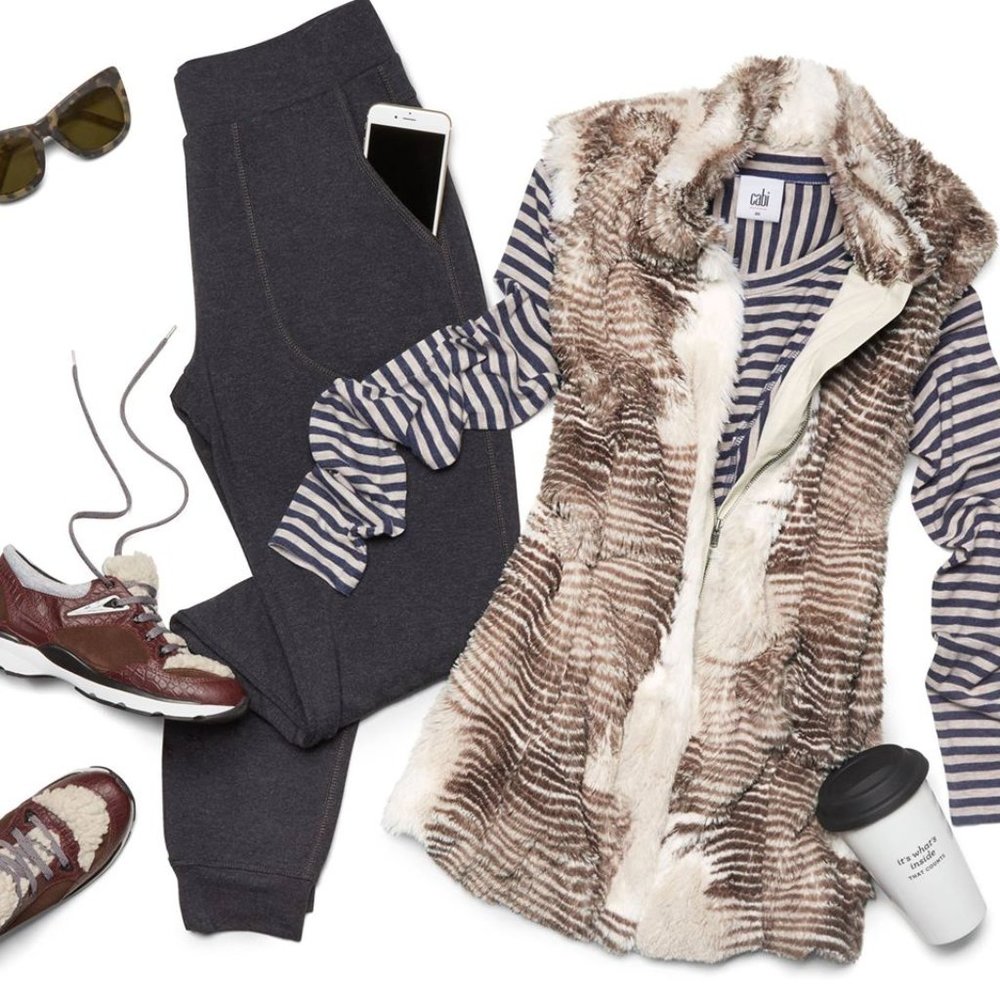 CAbi Aspen Faux Fur Vest New Size Large